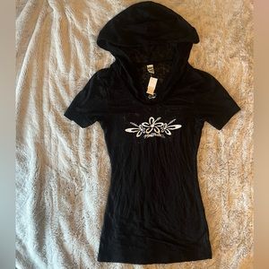 Burnout Maui Hooded T- Shirt Women’s Small